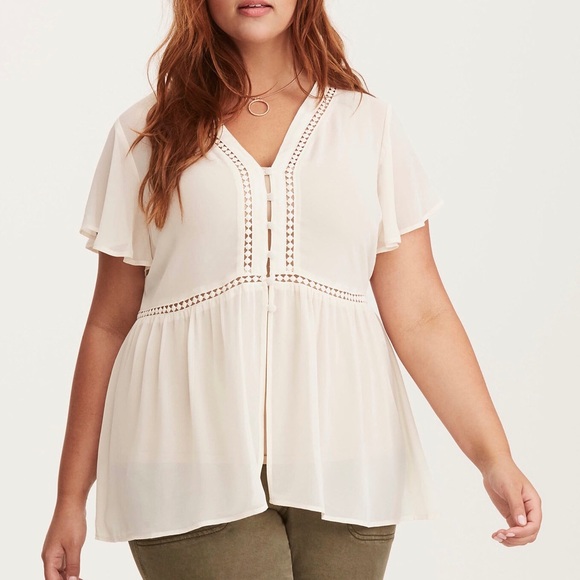 Torrid Tops - 🎈SALE🎈Torrid Chiffon Lace Up Back Blouse